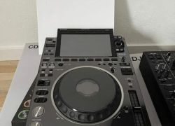 Pioneer-CDJ-3000-Multi-Player-1-1